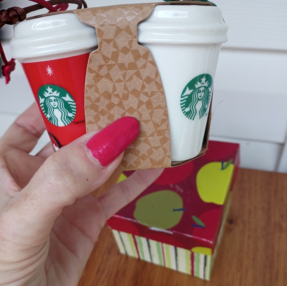 STARBUCKS NIB 2011 MINI CERAMIC CHRISTMAS HANGING ORNAMENTS (4)  SO CUTE